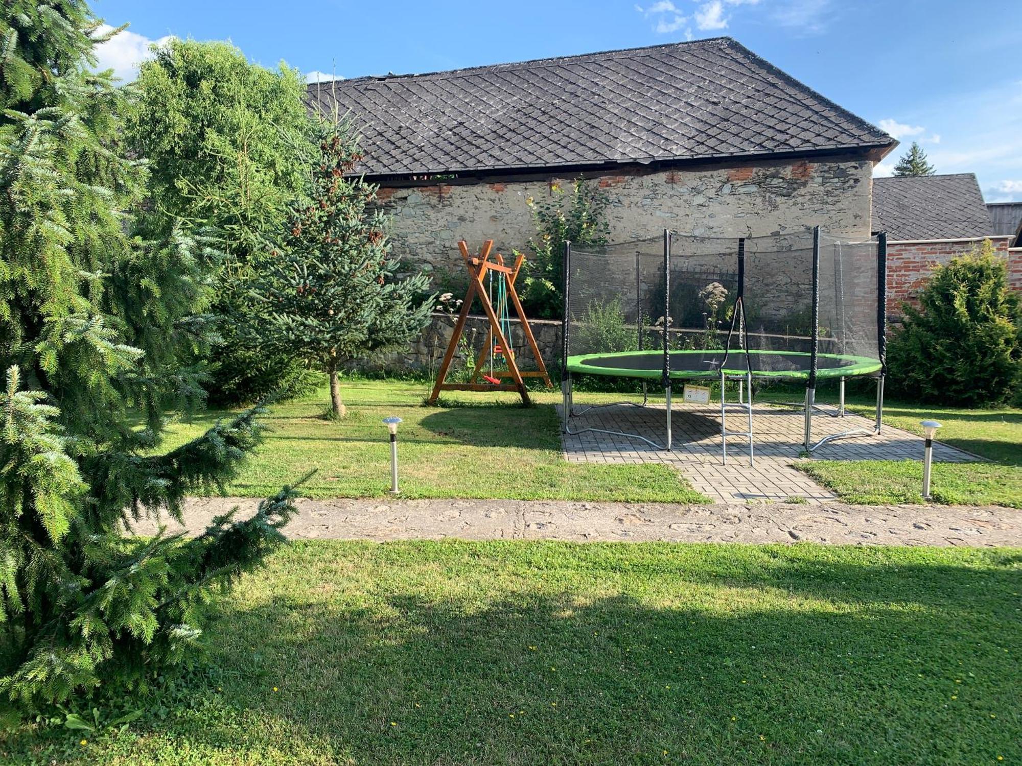 Villa Lypche Bešeňová Eksteriør billede