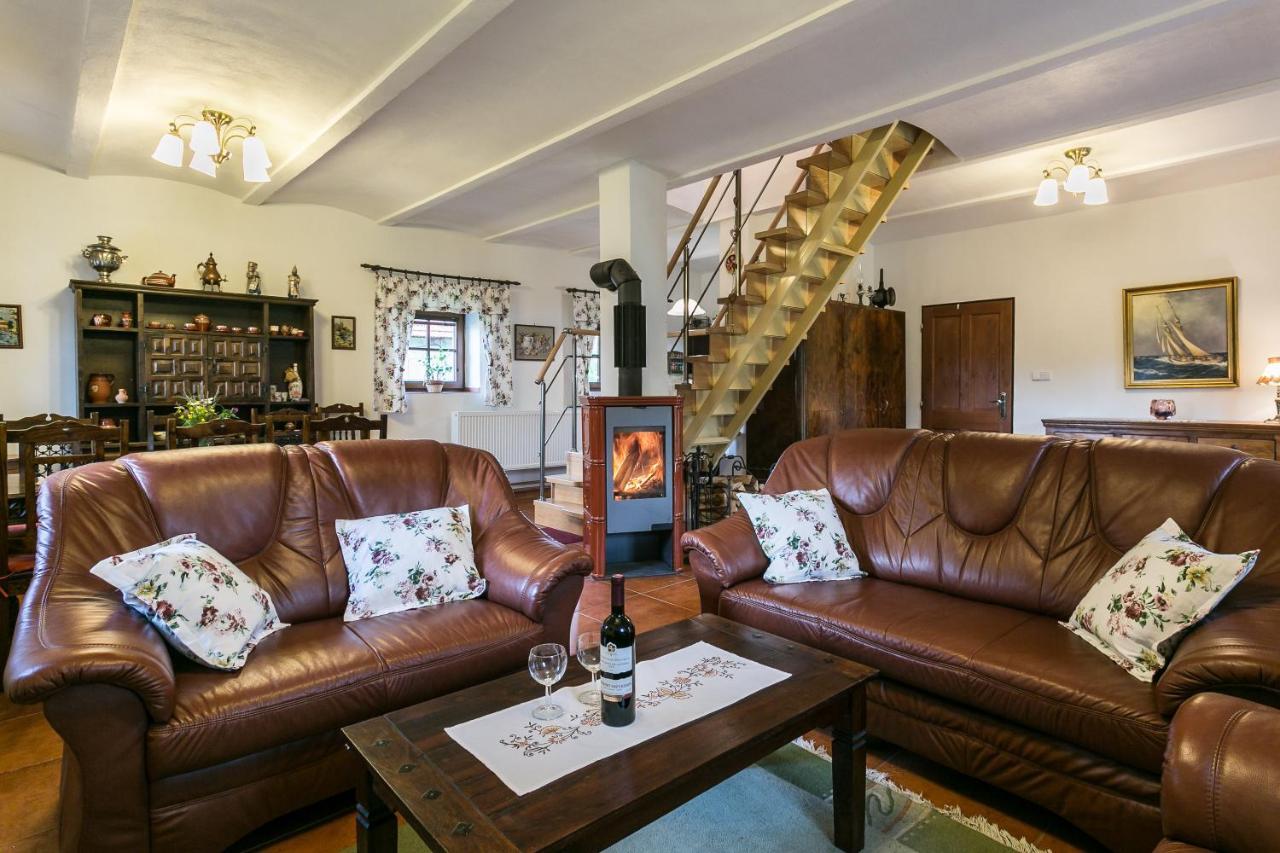 Villa Lypche Bešeňová Eksteriør billede