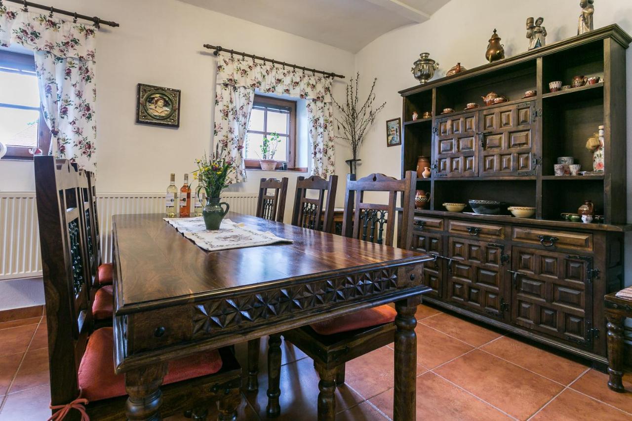 Villa Lypche Bešeňová Eksteriør billede